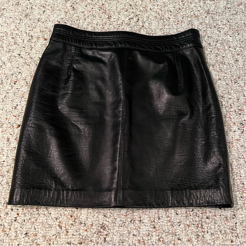 LEATHER SKIRT